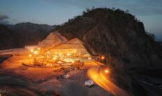 MDKA Perkuat Rantai Pasok Internal Demi Efisiensi Biaya dan Arus Kas Positif